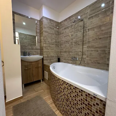 Bb-centrum1 شقة *